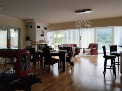 Traumhaftes Zuhause mit Berg/Grünblick – Exklusive Immobilie im Burgenland