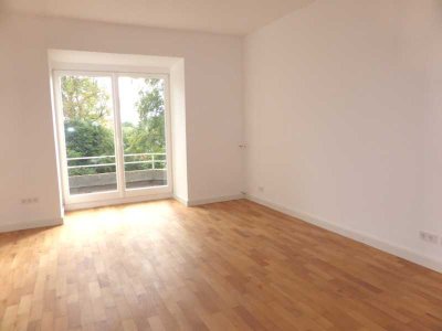 Exklusive 2-Zimmerwohnung in edler Villa in 1a-Lage von Augsburg-Göggingen