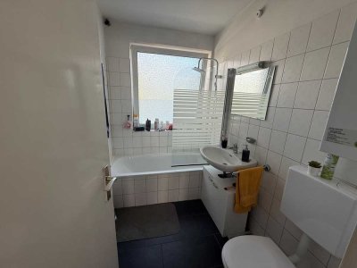 helle 3 Zi-Whg. in ruhiger Wohngegend ab 01.12.2025