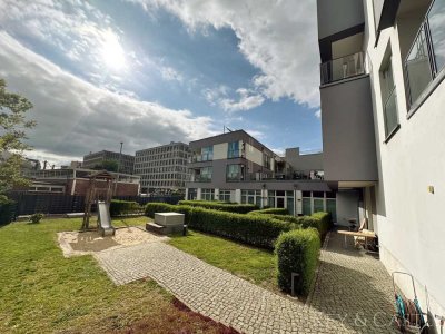 2-Zimmer-Wohnung in Gartenhaus mit Dachterrasse in Berlin Mitte