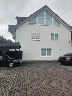 Charmantes Reihenendhaus in Braunfels
Ideal für Familien & Kapitalanleger