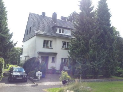 Stilvolle 3-Zimmer-DG-Wohnung in Köln Königsforst