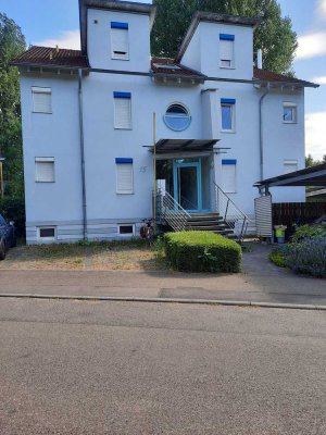 Geschmackvolle, gepflegte 2-Raum-Wohnung mit Einbauküche in Waiblingen-Bittenfeld