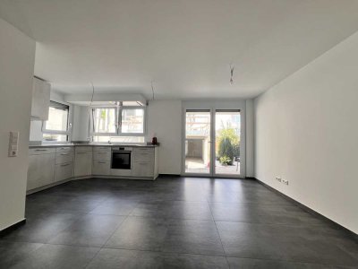 Neubauwohnung im EG mit Terrasse und Garage