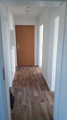 "MODERNISIERT"  HELLE 2 1/2 RAUMWOHNUNG MIT BLICK ÜBER STADTZENTRUM