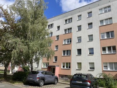 3-Raumwohnung mit Balkon, EBK und Stellplatz