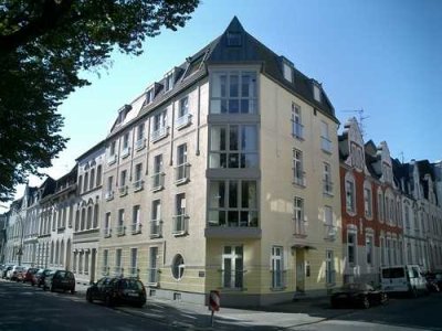 Dachgeschoss-Maisonettewohnung am Bunten Garten mit Aufzug - von Privat