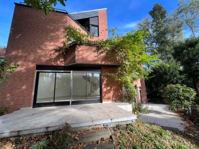 Deckstein/Lindenthal stilvolle 4-Zimmer-Maisonette-Wohnung, Terrassen, Kamin, Garage