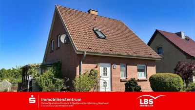 Gemütliches Zuhause mit Garten und Kamin