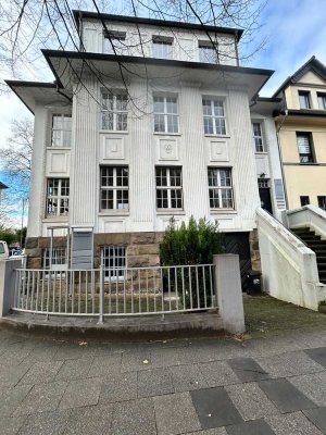...EHRENSACHE.. Historisches Stadthaus mit Charakter