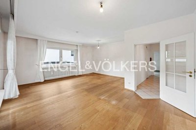 Helle Drei-Zimmer-Wohnung mit Terrasse und Gartenblick in begehrter Lage