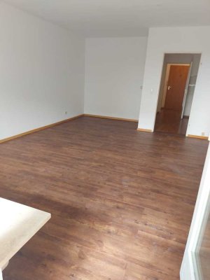 1-Zimmer Wohnung mit Balkon im 3. OG in Mainz-Gonsenheim