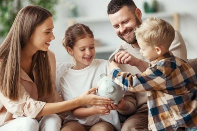 � "Familie trifft Freiraum - EFH mit Einliegerwohnung perfekt geplant."