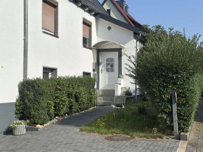 Attraktives Renditeobjekt – vermietetes Mehrfamilienhaus in beliebter Lage von Staufenberg