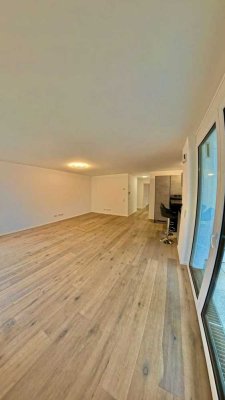 Neuwertige 4,5 Zi. Wohnung mit Balkon und Fußbodenheizung in Eislingen/Fils