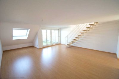Maisonettewohnung, ruhig, lichtdurchflutet, in zentraler Lage, Aufzug