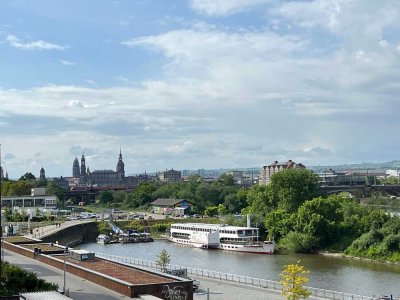 * HafenCity - moderne Wohnung mit Blick auf die Elbe - ID 6428 * *