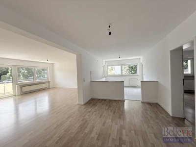 Sie haben die Wahl - Etagenwohnung oder Dachgeschosswohnung - beide lichtdurchflutet, gut geschnitte