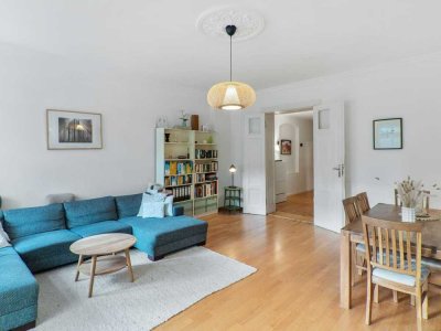 Idyllische 3-Zimmer-Altbauwohnung mit zwei Balkonen und hohem Wohnkomfort in Tempelhof