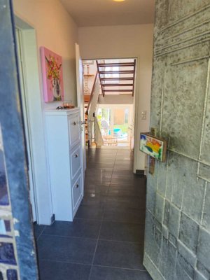 Freundliches, helles 4-Zimmer-Reihenhaus mit Einbauküche in Memmelsdorf