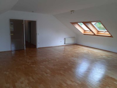 Schöne Dachgeschosswohnung im Zweifamilienhaus in Witten-Bommern