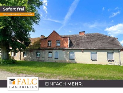 ***Historisches Reihenhaus mit zwei Wohneinheiten und großem Grundstück (Denkmalgeschutz)***