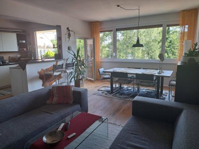 Provisionsfrei - sehr hell, gepflegt, beste Lage, 3-4 Zimmer