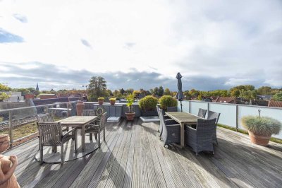 Großzügige Altbauwohnung mit traumhafter Dachterrasse im Kreuzviertel