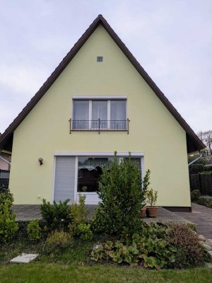 Freistehendes Einfamilienhaus mit 5 Zimmern und Garage in Bremerhaven-Lehe