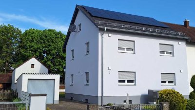 Erstbezug nach Sanierung: Preiswerte 5-Zimmer-Doppelhaushälfte mit EBK in Graben-Neudorf