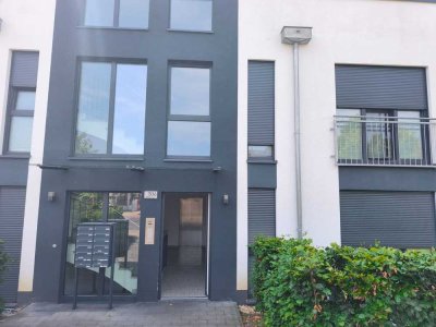 Moderne 3-Zimmer-Wohnung mit Garten, Stellplatz & Voll Möbliert