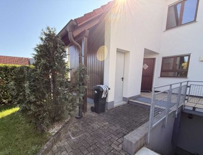 Reihenendhaus in Tumringen mit toller Aussicht auf Lörrach und Platz für die ganze Familie!