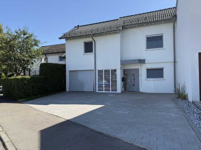Wo Kinderlachen einzieht - saniertes Familiennest mit grünem Rückzugsort