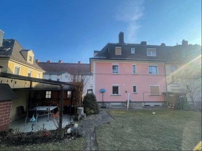 *attraktive Lage - Dreifamilienhaus*