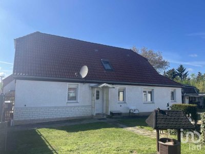 freistehendes Einfamilienhaus mit großem Grundstück in Niegripp