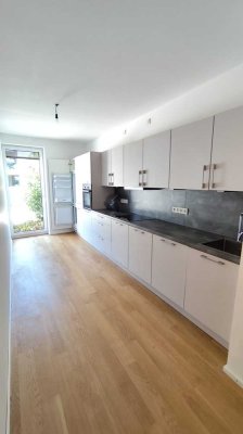Attraktive 3-Zimmer-Wohnung mit Terrasse und Tiefgaragenstellplatz in Regensburg