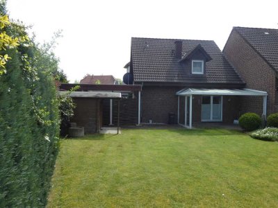 Doppelhaushälfte mit paradiesischem Garten im Ortskern von Rheda