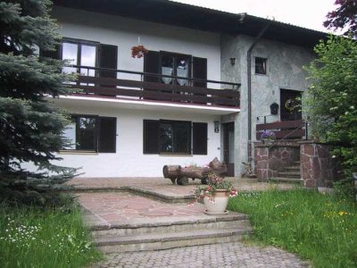 Schöne 2-Zimmer-Wohnung im Grünen