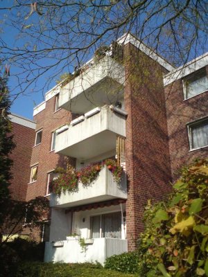 1-Zimmer-Wohnung mit Balkon in Reusrath