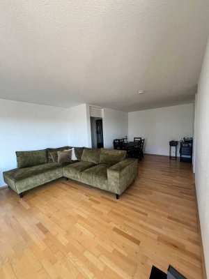 HELLE WOHNUNG - MIT TOLLEM BLICK