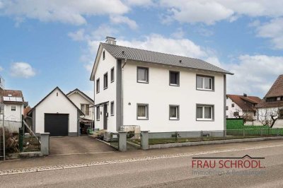 Einfamilienhaus in Rielasingen
Ein Ort zum Ankommen, Wohlfühlen und Glücklichsein
Ihr neues Zuhaus