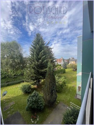 Günstiges Eigenheim mit 2 SZ, 1 WZ, Küche, Bad, Balkon, Parkplatz, Garten... leicht renovierungsbed.