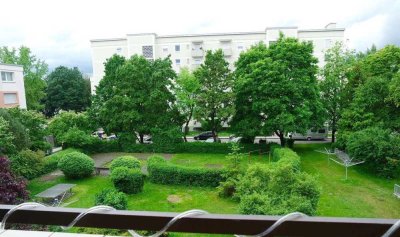 Schöne sanierte 3-Zimmer-Wohnung mit Einbauküche in Dachau-Süd