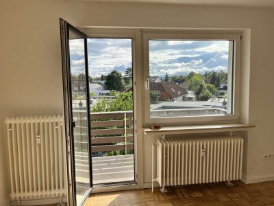 Sonnig in Arnum, 8 Automin. zum Maschsee - Sonnige 3 ZWG mit EBK und SW-Balkon Deisterblick