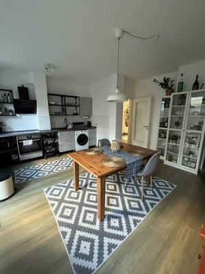 schöne 2 Zimmer Erdgeschosswohnung mit großer Terrasse