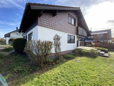 Helle 3-Zimmer Wohnung mit großer Terrasse und Garten in Durlangen