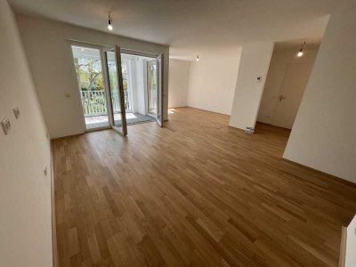 Stilvoll renovierte 3-Zimmer-Wohnung mit Terrasse & Tiefgarage in der Kölner Südstadt