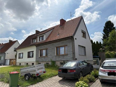 Doppelhaushälfte in ländlicher, ruhiger Lage