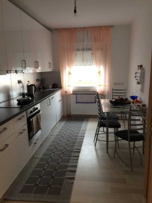 Sanierte 3-Zimmerwohnung mit EBK & Balkon in Dreieich-Sprendlingen Provisionsfrei