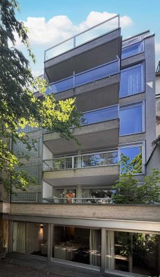 Maisonette-Wohnung im Dachgeschoss und EG-Apartment und Doppelgarage, Nähe Hofgarten!
